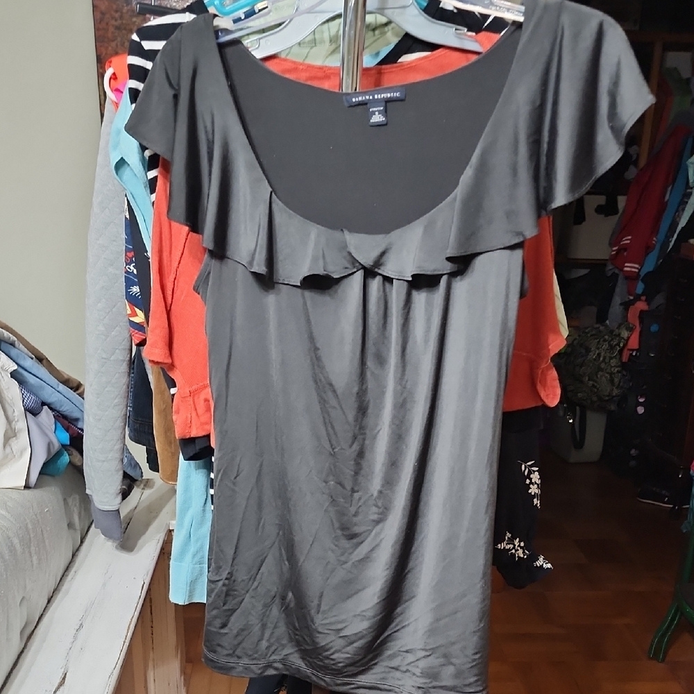 Banana Republic Charcoal Ruffled Dress